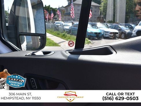 Used 2025 Ford Transit 250 Low Roof RWD image 20