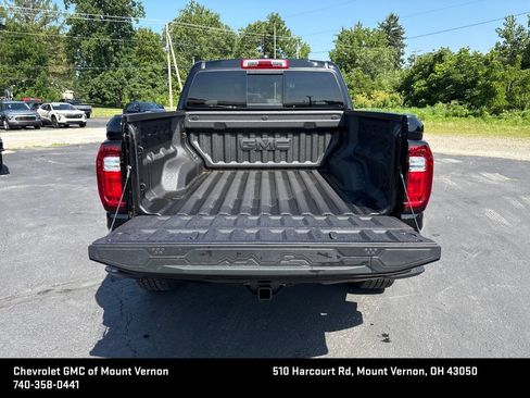 New 2026 GMC Canyon Denali w/ LPO, Denali Black Edition AWD/4WD image 38