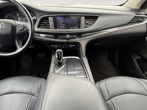 Used 2021 Buick Enclave Essence AWD/4WD image 14