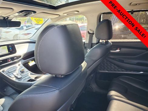 Used 2023 Hyundai Santa Fe Limited image 11