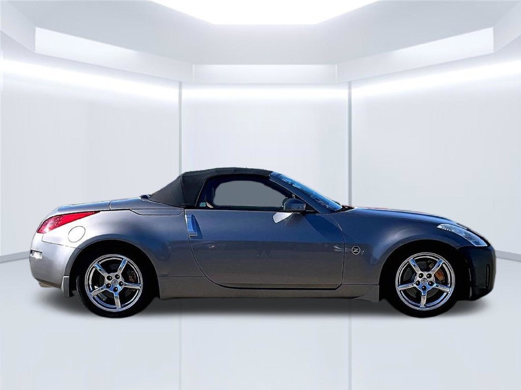 Used 2008 Nissan 350Z Grand Touring RWD image 35