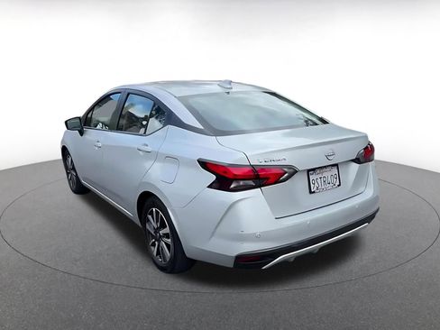 Used 2025 Nissan Versa SV FWD image 11