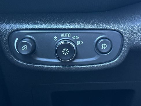 Used 2021 Chevrolet TrailBlazer LT w/ Convenience Package image 34