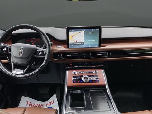 Used 2022 Lincoln Aviator Reserve w/ Equipment Group 201A AWD/4WD image 11