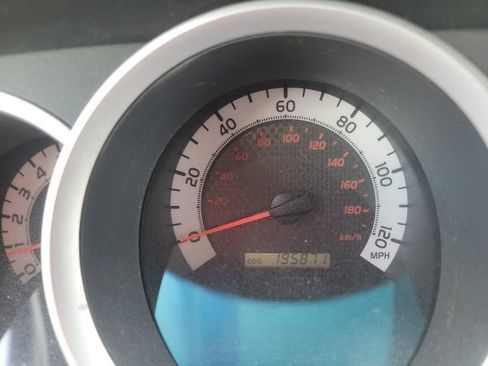 Used 2015 Toyota Tacoma PreRunner image 10