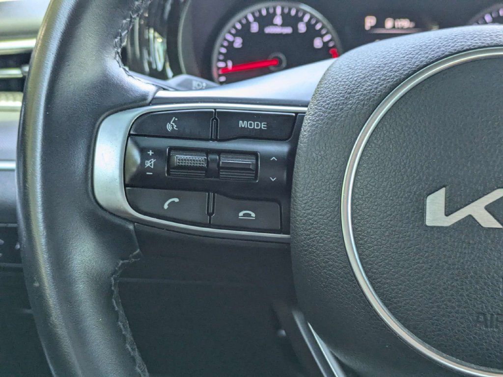 Used 2022 Kia K5 GT-Line FWD image 24