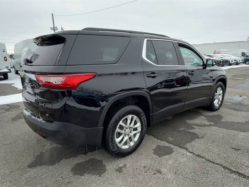 Used 2020 Chevrolet Traverse LT image 8
