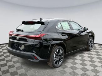 New 2025 Lexus UX 300h AWD video 2