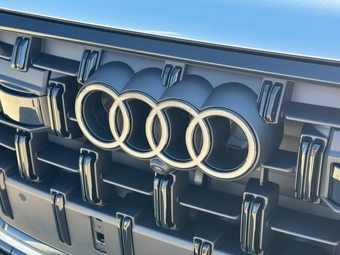 New 2026 Audi Q7 2.0T Premium image 7