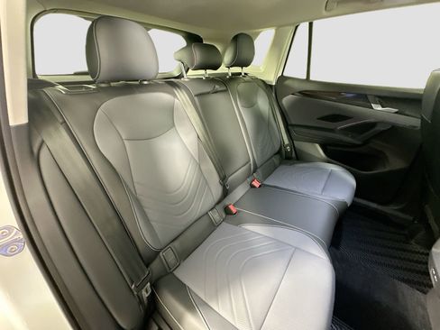 New 2026 Volkswagen Tiguan SE image 25