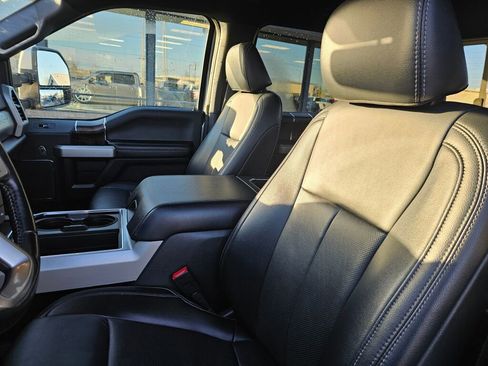 Used 2022 Ford F350 Lariat w/ FX4 Off-Road Package image 17