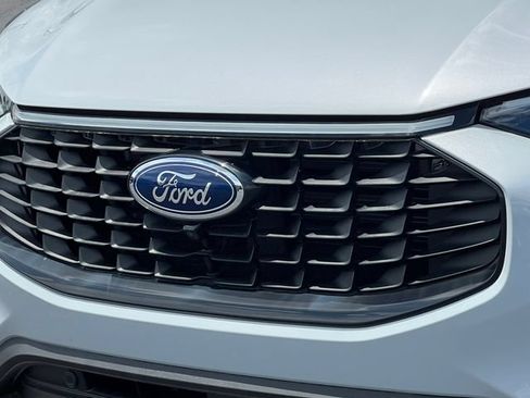 New 2025 Ford Escape SE w/ PHEV Premium Package FWD image 42
