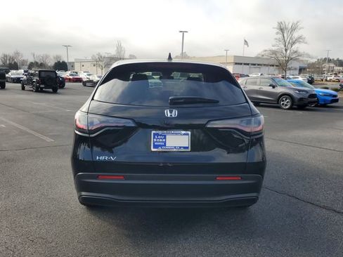 New 2026 Honda HR-V LX image 5