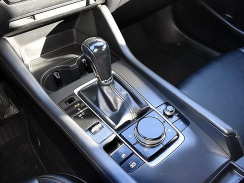 Used 2021 MAZDA MAZDA3 s image 37