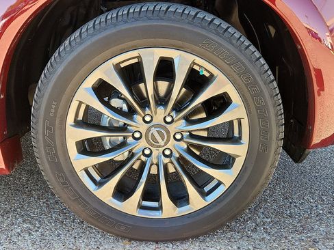 Used 2024 Nissan Armada Platinum w/ Cargo Package image 7