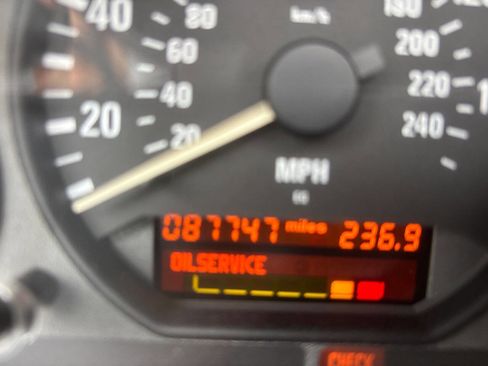 Used 1998 BMW Z3 2.8 image 16