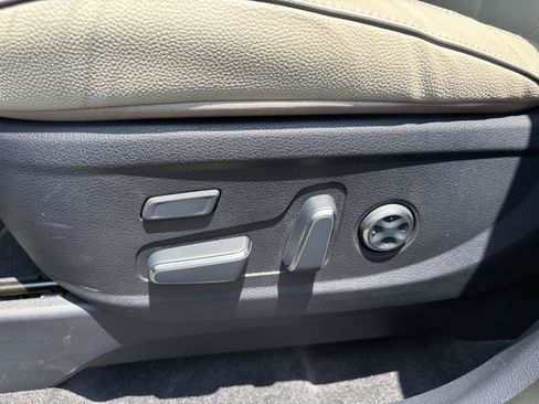 Used 2023 Hyundai Palisade Limited FWD image 29