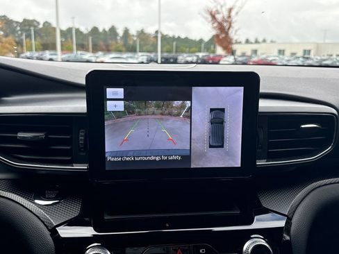 Used 2023 Ford Explorer ST-Line w/ Class IV Trailer Tow Package image 24