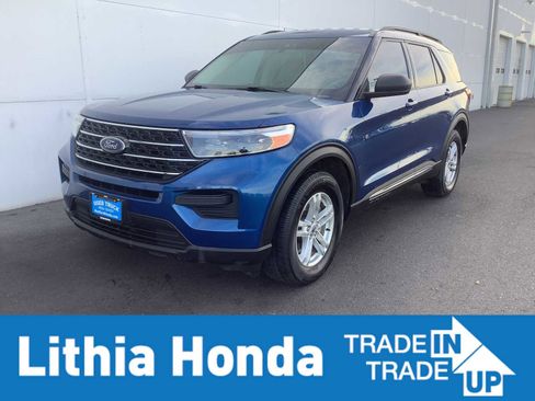 Used 2021 Ford Explorer XLT w/ Class III Trailer Tow Package image 1