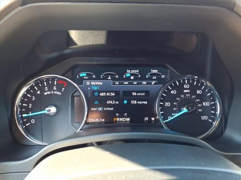 Used 2020 Ford Expedition XLT w/ Equipment Group 202A image 25