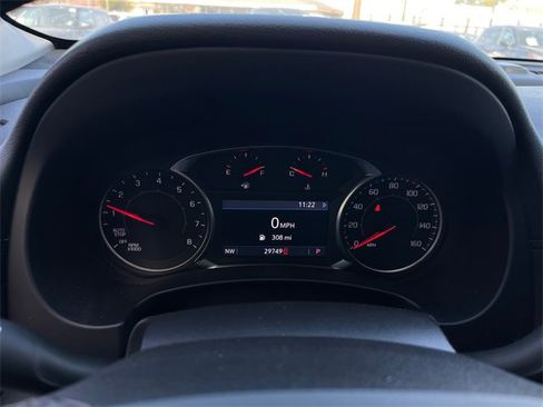 Used 2024 GMC Terrain SLT image 13