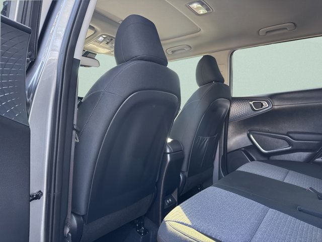 Used 2025 Kia Soul EX FWD image 21