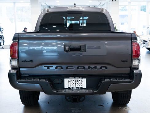 Used 2023 Toyota Tacoma Limited image 5