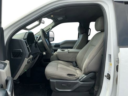 Used 2022 Ford F250 XLT w/ XLT Value Package AWD/4WD image 14