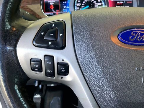 Used 2014 Ford Taurus Limited FWD image 22
