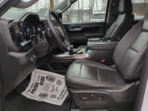 Used 2022 Chevrolet Silverado 1500 LTZ image 21