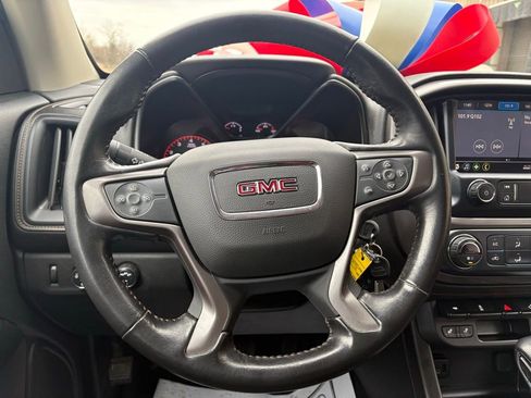 Used 2022 GMC Canyon AT4 image 25