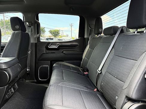 Used 2023 Chevrolet Silverado 1500 LT AWD/4WD image 10