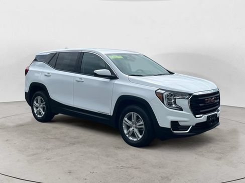 Used 2024 GMC Terrain SLE AWD/4WD image 7