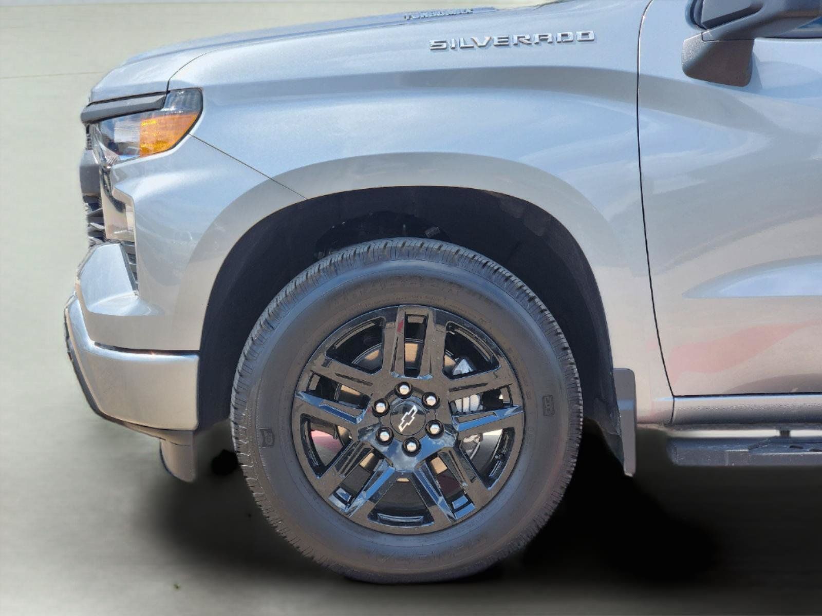 Certified 2026 Chevrolet Silverado 1500 Custom RWD image 9