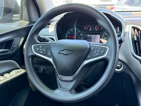 Used 2022 Chevrolet Equinox LS w/ LPO, Cargo Package FWD image 20