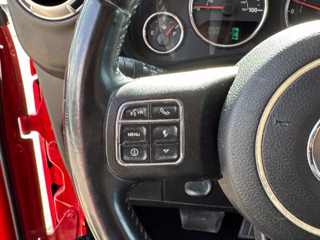 Used 2018 Jeep Wrangler Unlimited Sahara w/ Connectivity Group AWD/4WD image 26
