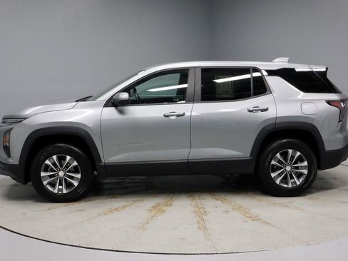 Used 2025 Chevrolet Equinox LT image 10