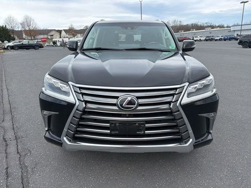 Used 2016 Lexus LX 570 4WD w/ Luxury Package image 8
