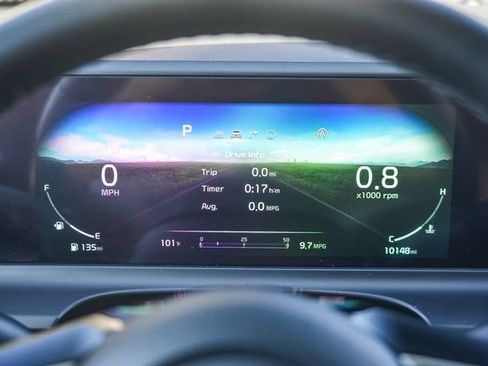 Certified 2025 Kia Seltos EX FWD image 24