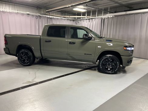 New 2026 RAM 1500 4x4 Crew Cab image 8