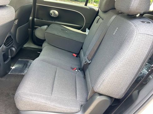 New 2026 Hyundai Ioniq 9 SE image 20