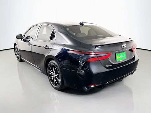 Used 2023 Toyota Camry SE FWD image 7
