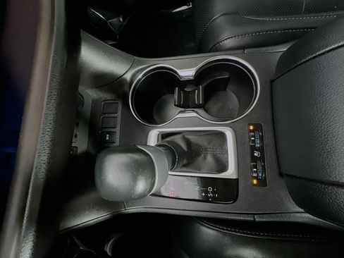 Used 2019 Toyota Highlander Limited image 25