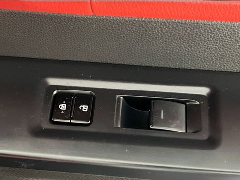 Used 2025 Toyota Sequoia TRD Pro AWD/4WD image 32