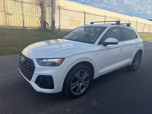 Used 2025 Audi Q5 2.0T Premium image 11