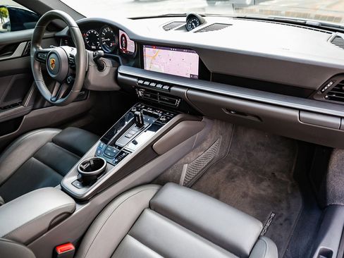 Used 2021 Porsche 911 Carrera S image 11