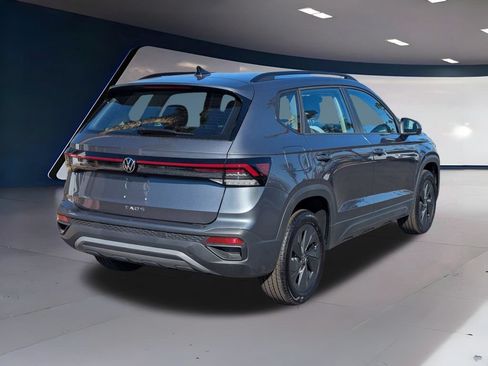 Certified 2025 Volkswagen Taos S FWD image 3