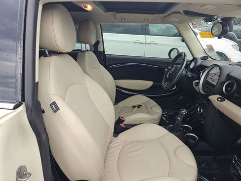Used 2011 MINI Cooper Hardtop FWD image 8