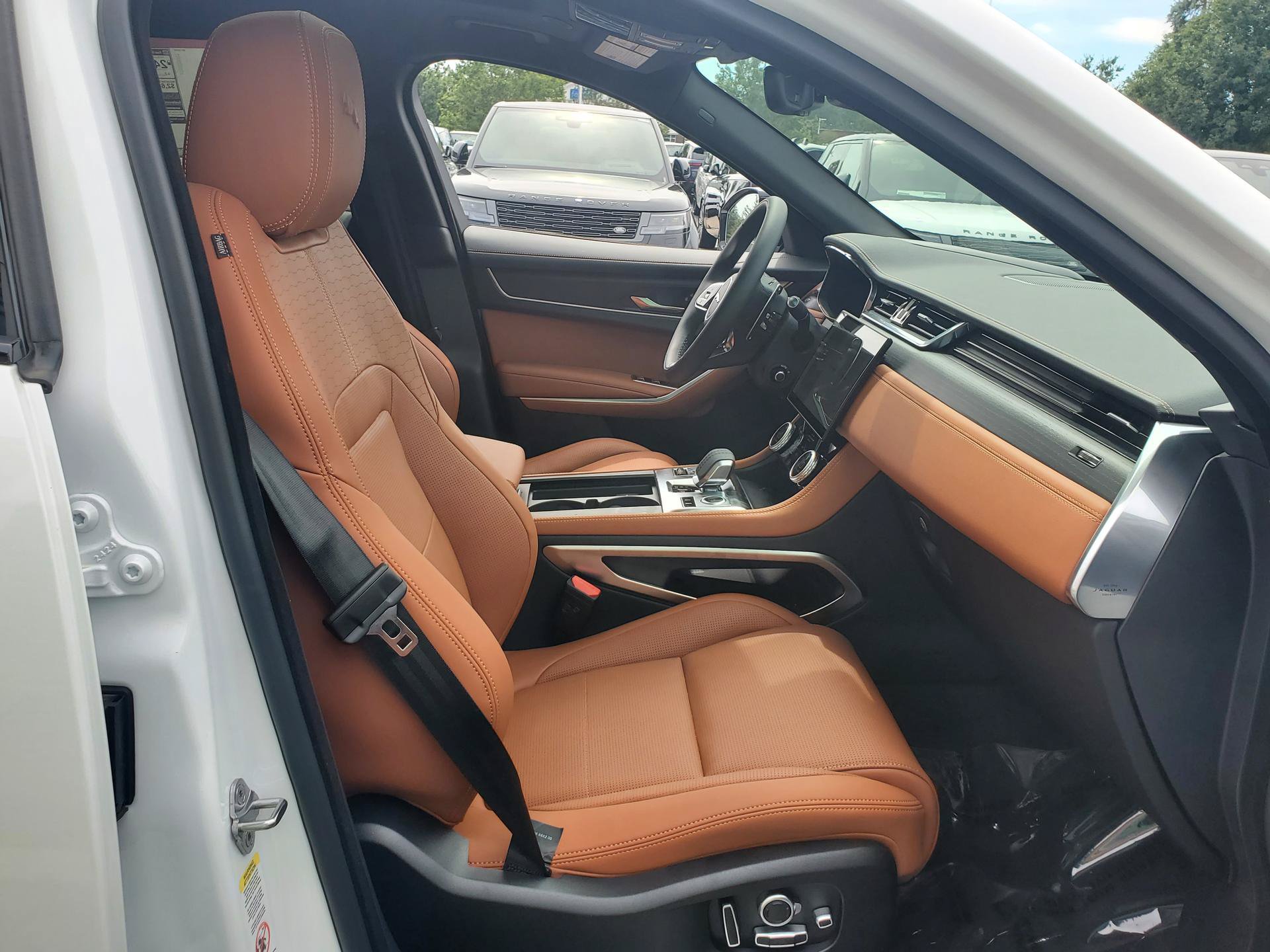 New 2026 Jaguar F-PACE R-Dynamic S AWD/4WD image 19