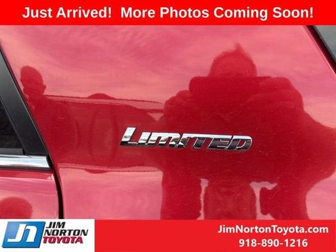 Used 2022 Toyota 4Runner Limited image 8